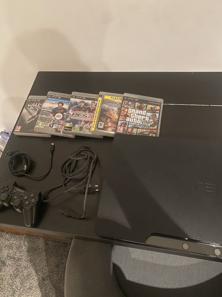 Playstation 3 + jogos + comando