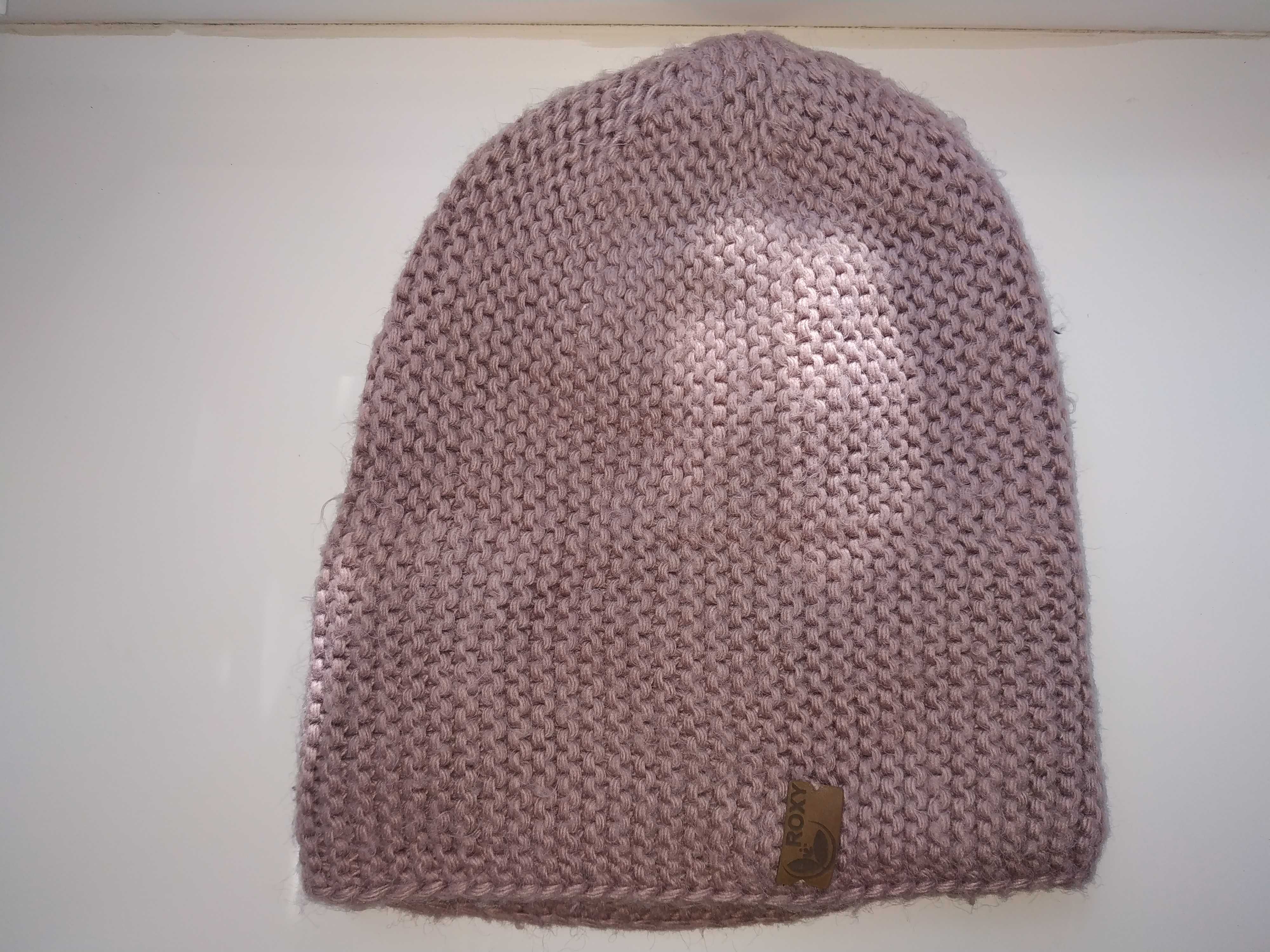 Жіноча шапка на  зиму