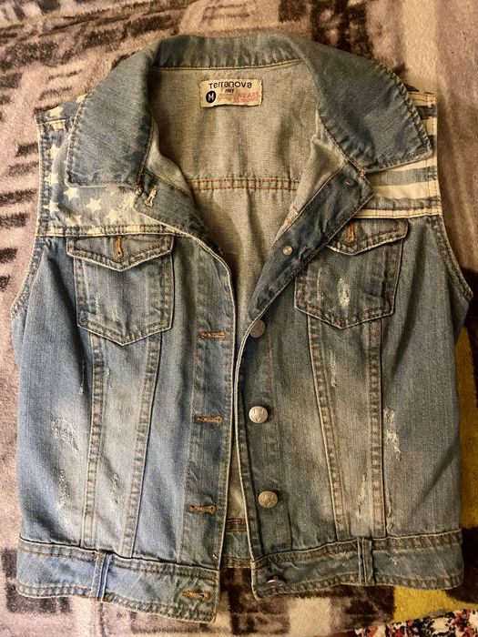 Джинсова безрукавка