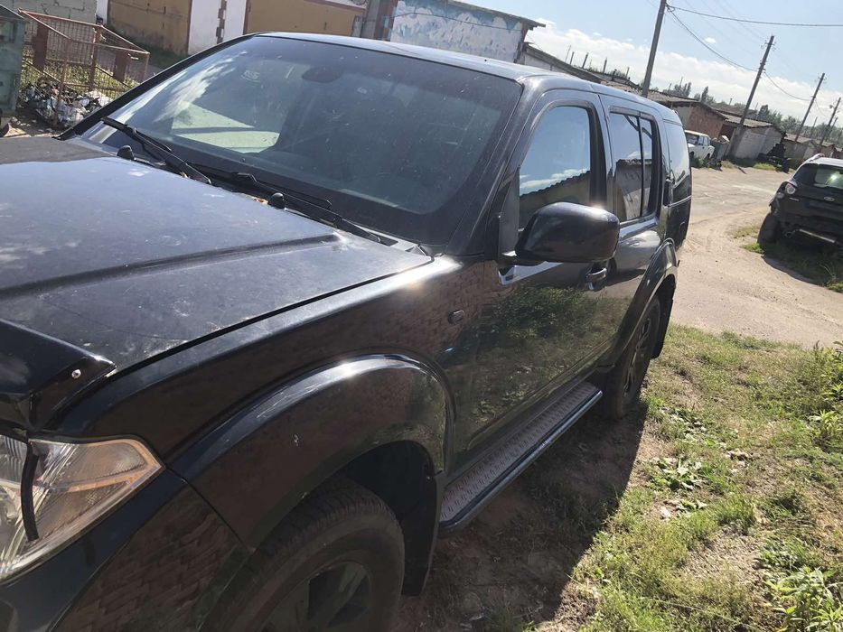 Розбірка Nissan Pathfinder Ніссан Патфайндер шрот автозапчастини