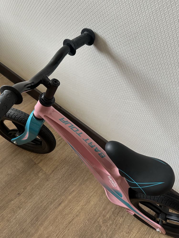 Біговел Lionelo Bart Tour Pink Bubblegum від 2-х років