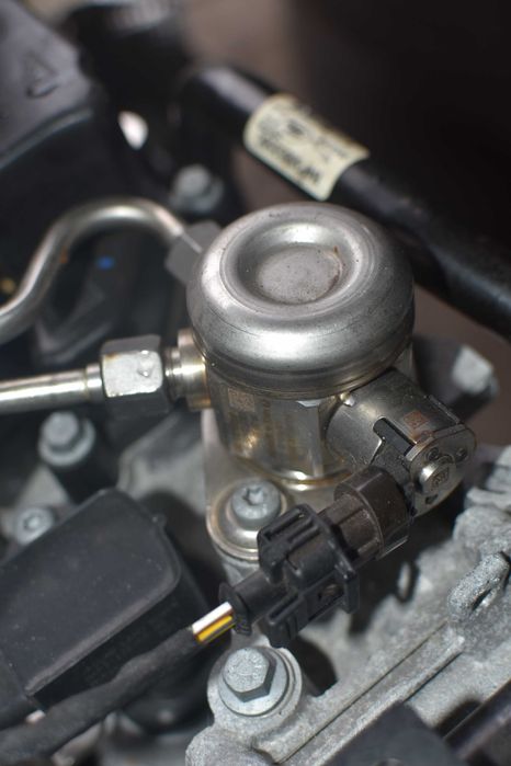 Pompa paliwa Range Rover Evoque L551 h4p3-9d376-ab