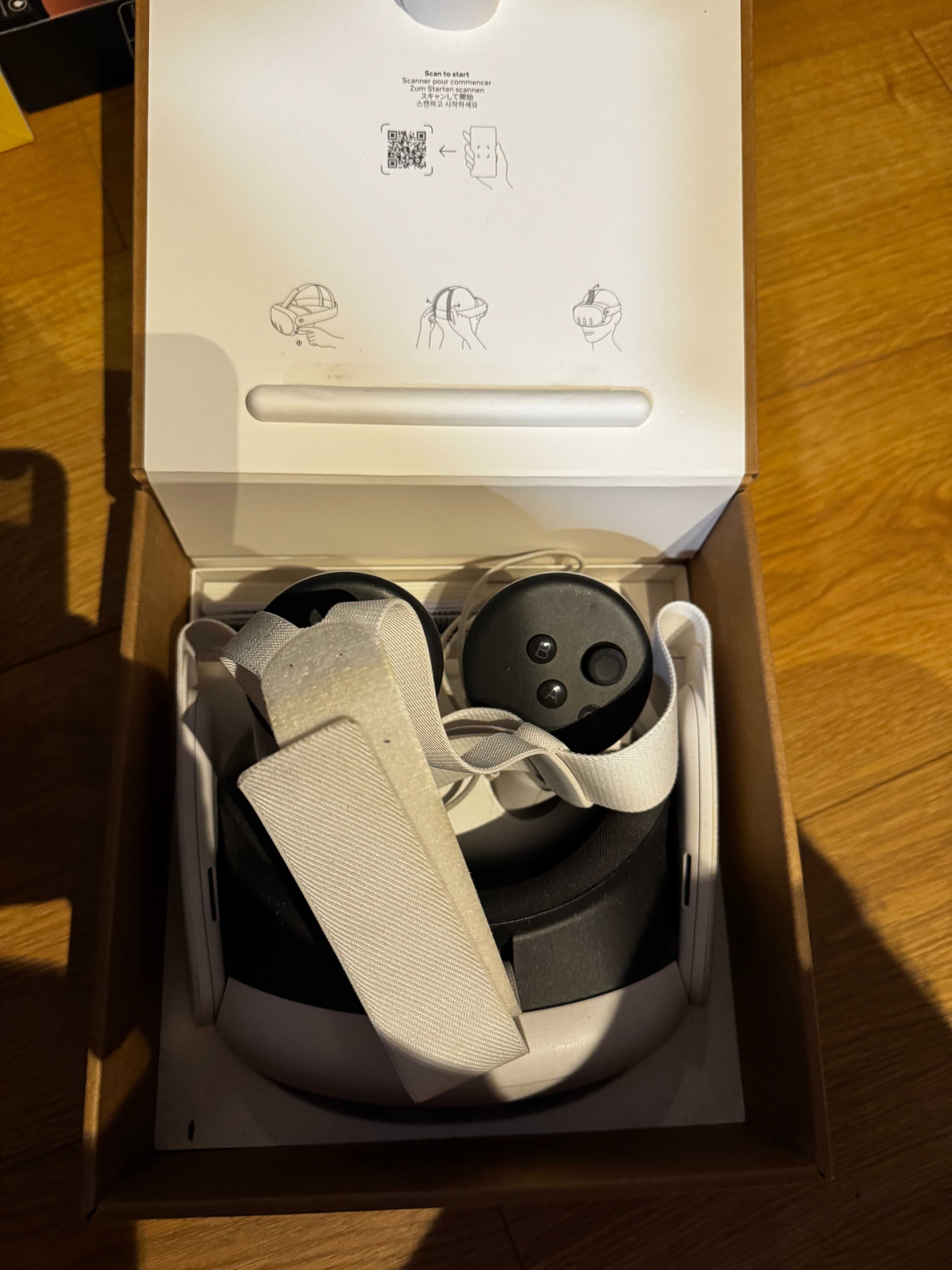 Gogle VR Meta Quest 3 128GB + 2 KONTROLERY