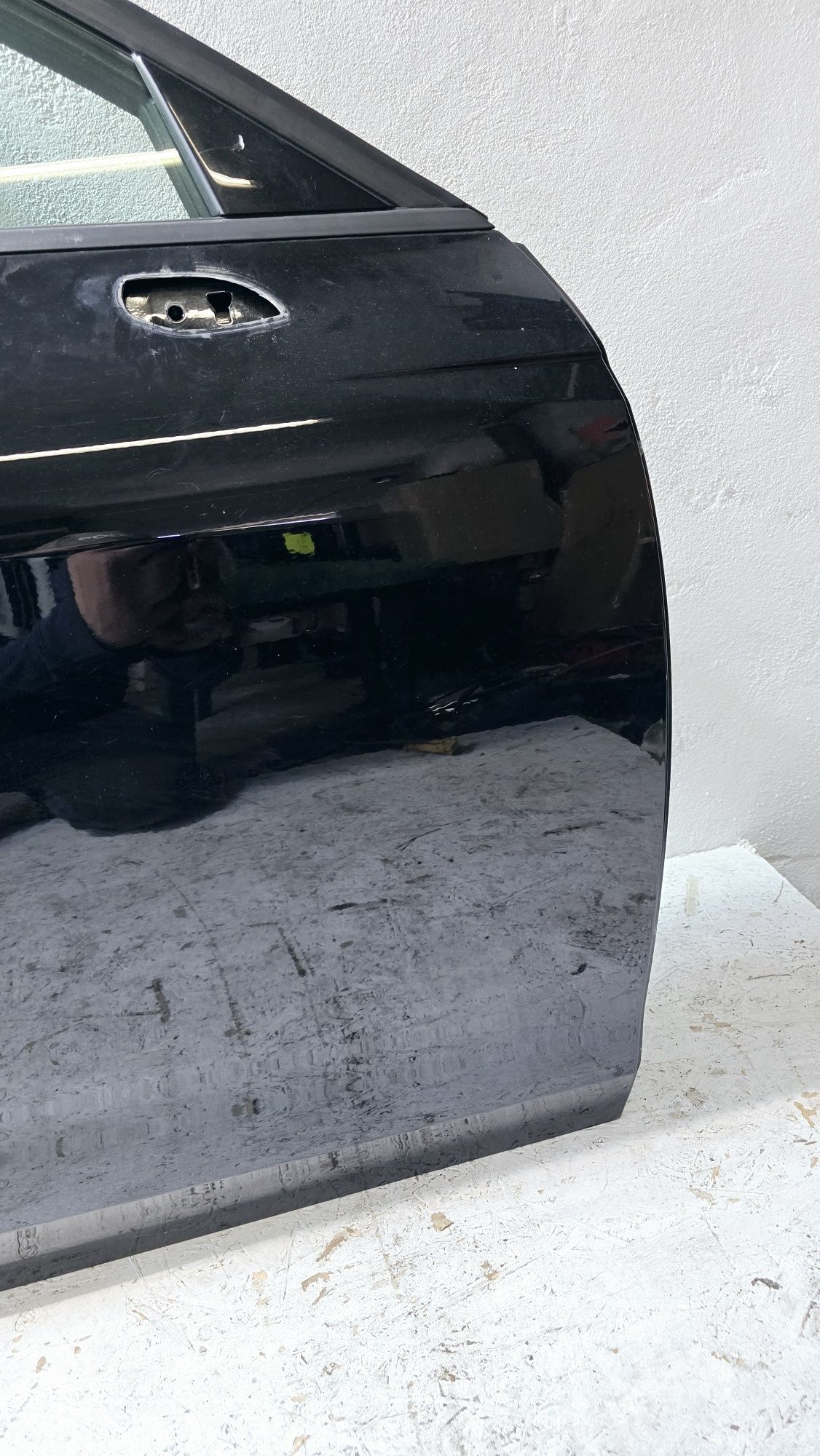 Drzwi prawy przód Audi A4 B9 lift LY9B