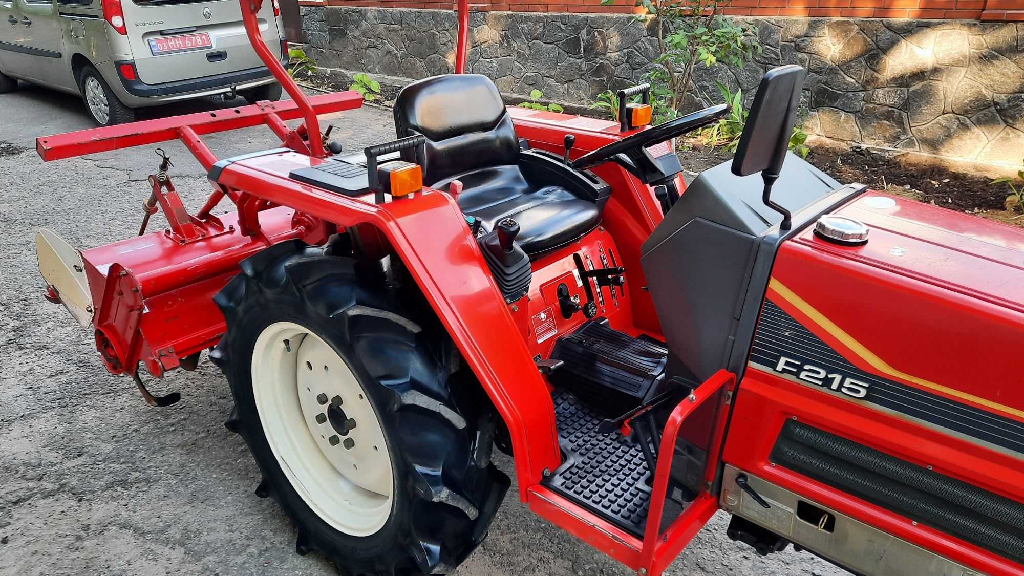 Трактор японський YANMAR F-215. 22к.с. Хороший стан. СВІЖОПРИВЕЗЕНИЙ