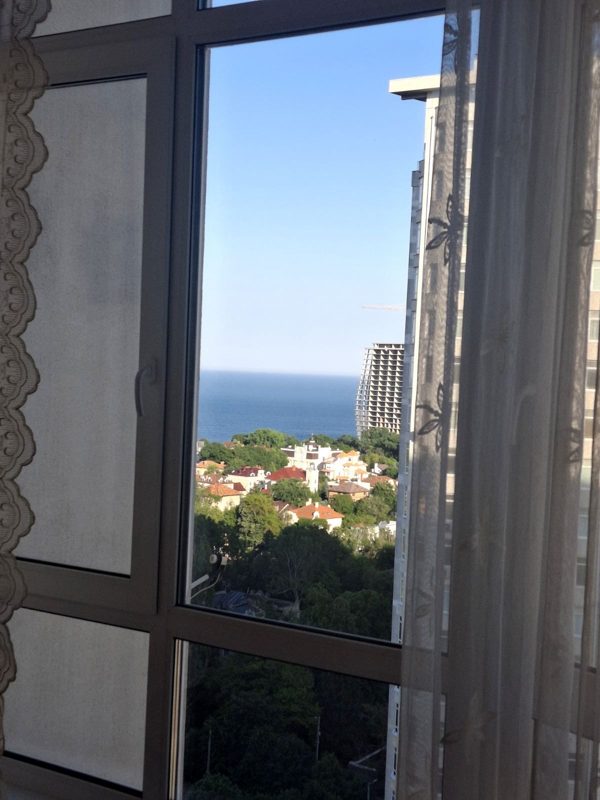 Сдам классную двушку в Стиконе на Французском бульваре 22/3, вид моря!
