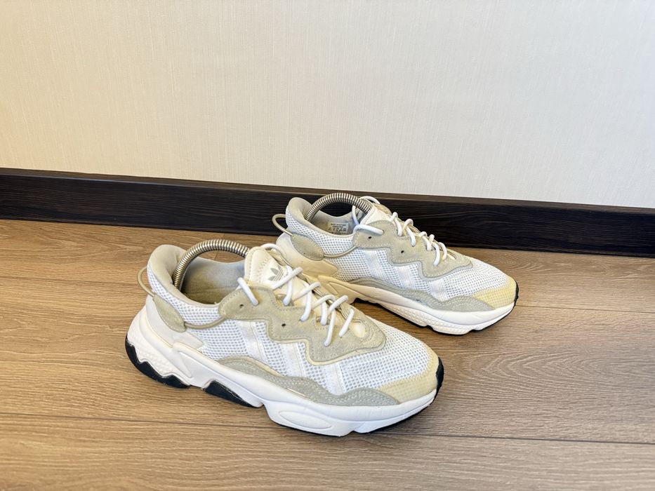 Кросівки adidas Ozweego 42 розмір