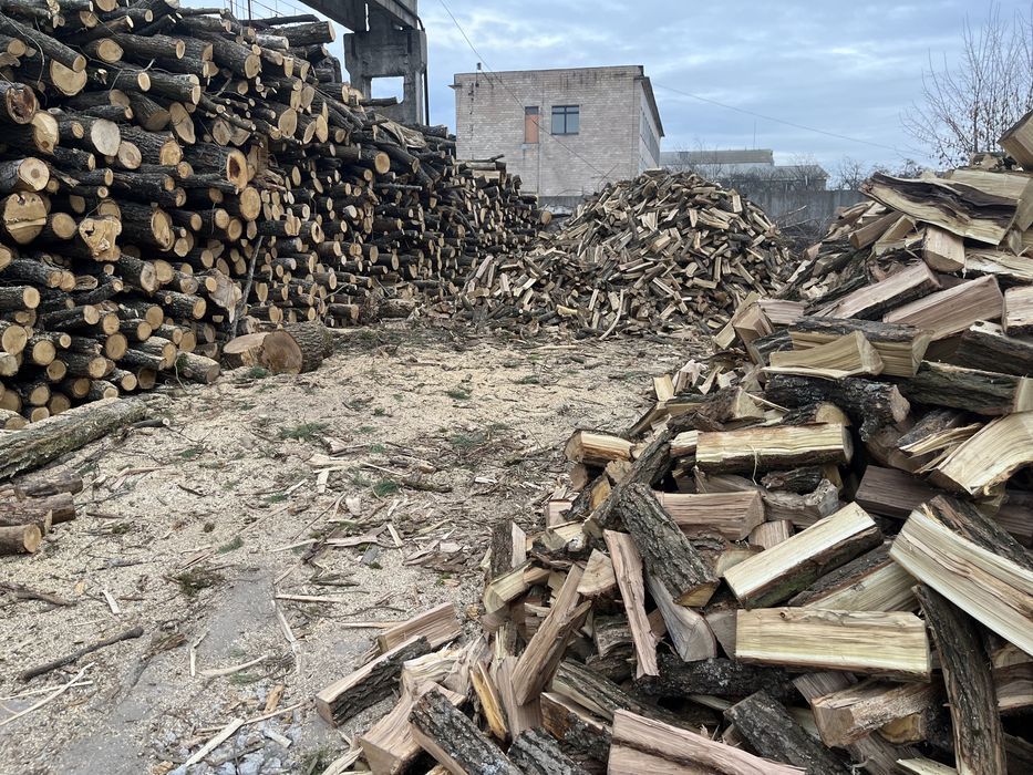 Колоті ДРОВА з безкоштовною доставкою недорого дрова колотые