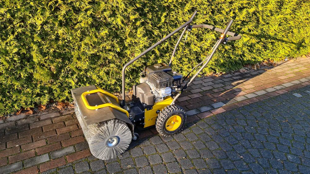 TEXAS Zamiatarka-odśnieżarka spalinowa 70cm HANDY-SWEEP 710TGE