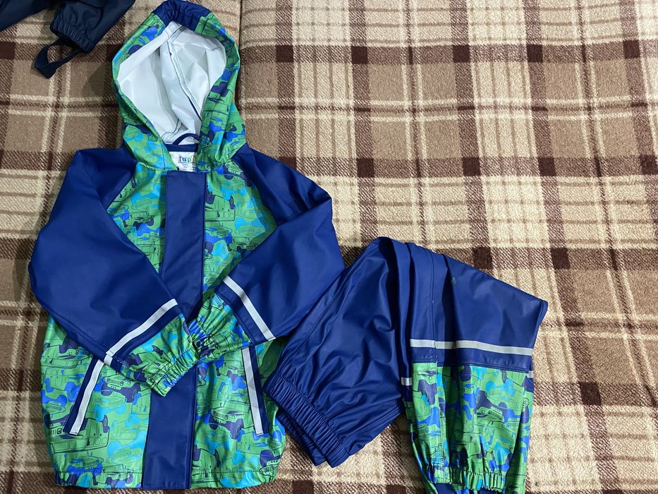 Джинсы на флисе , утепленные . Вильветовые штаны