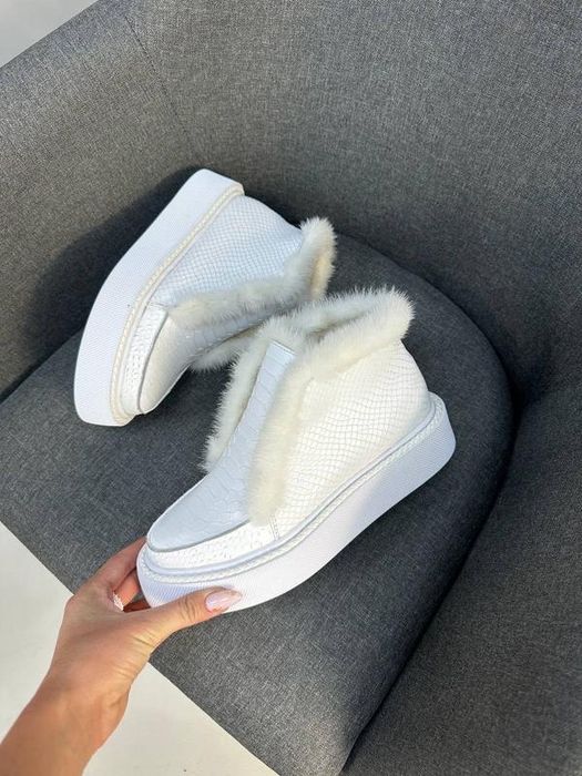 Зимові шкіряні лофери