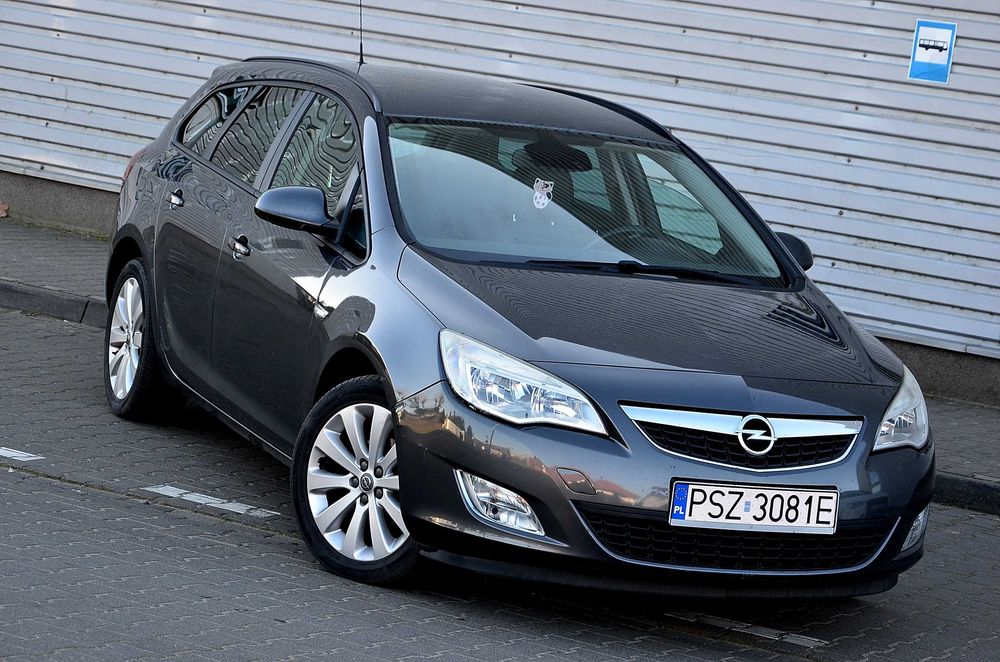 Astra J * 2011r.* Rej -PL * 1,4 Turbo* Czujniki* Hak*100% Sprawna