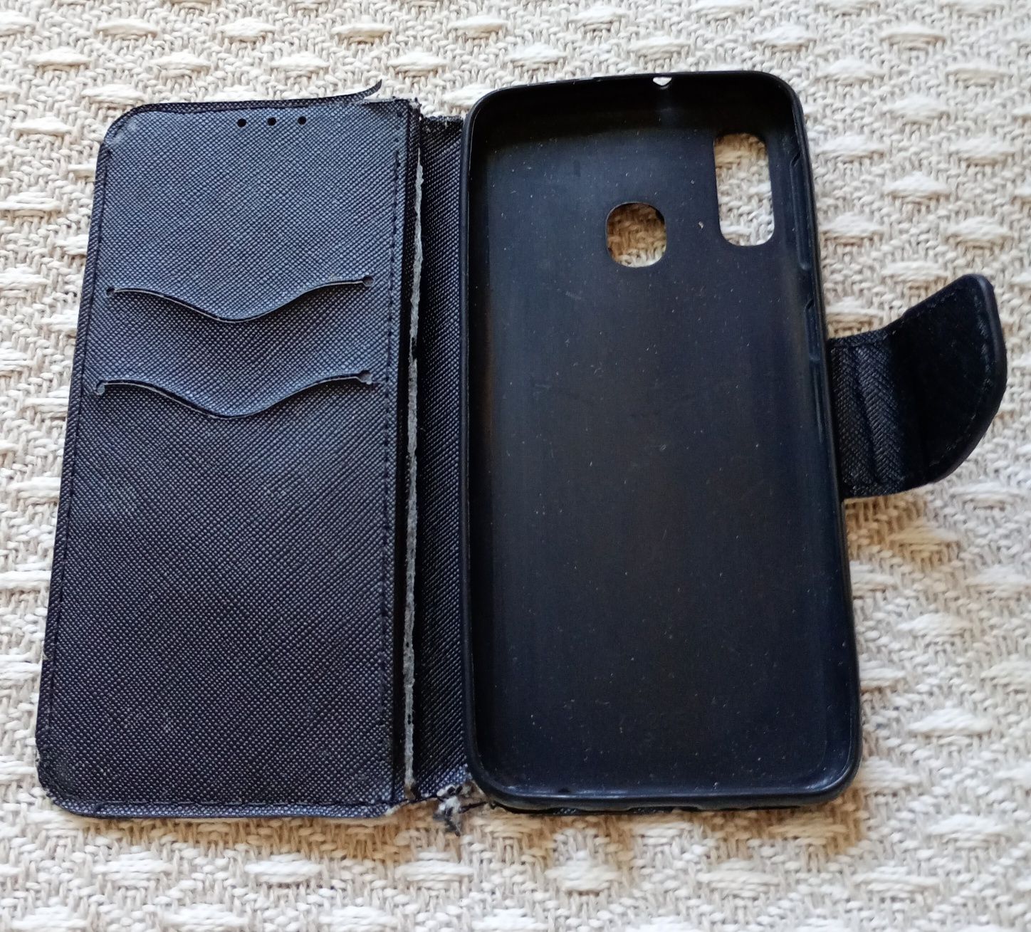 Za 1 zł Etui pokrowiec zamykany na telefon