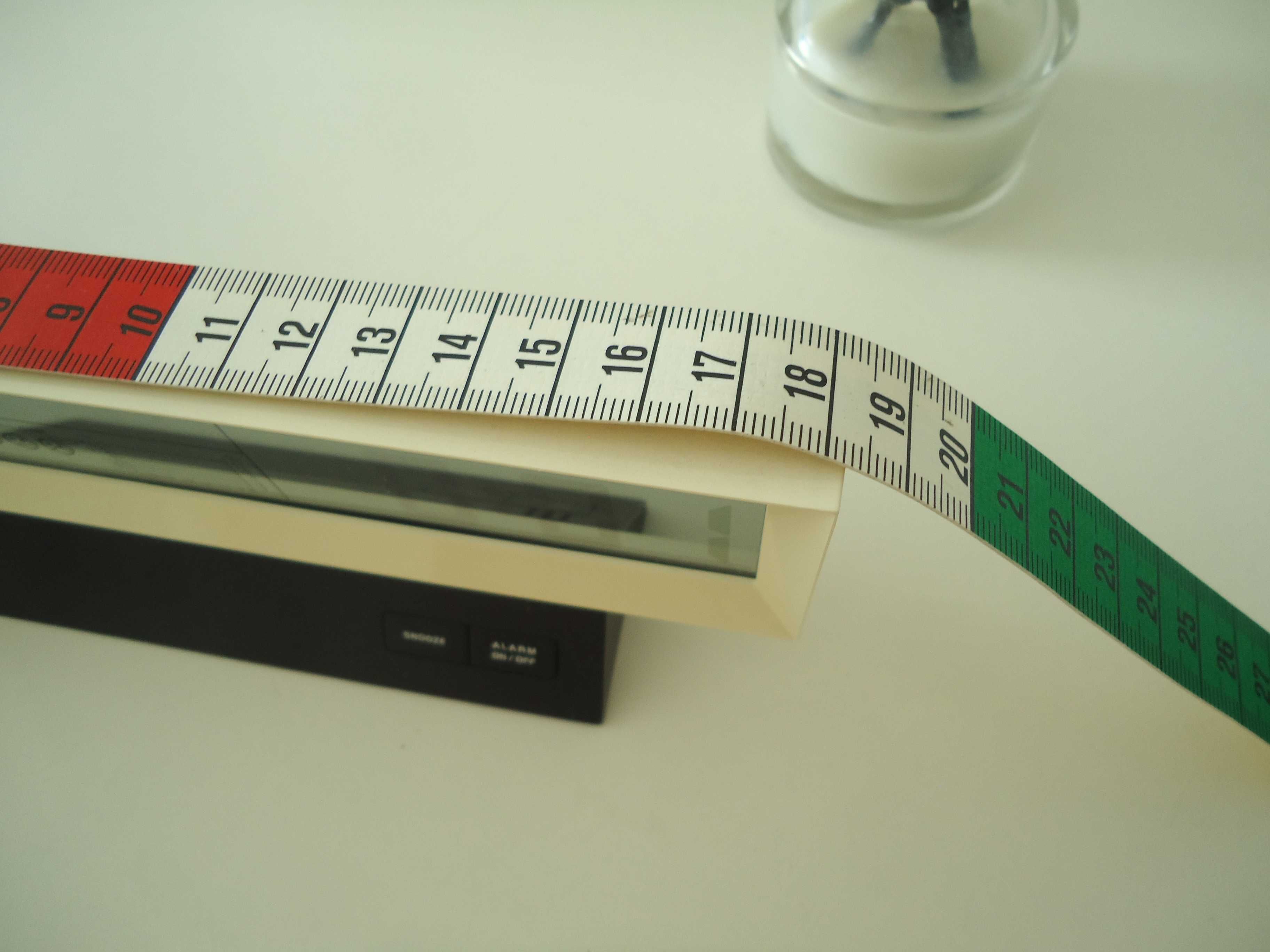 Zegar zegarek termometr biometryczny nowoczesny design szklany