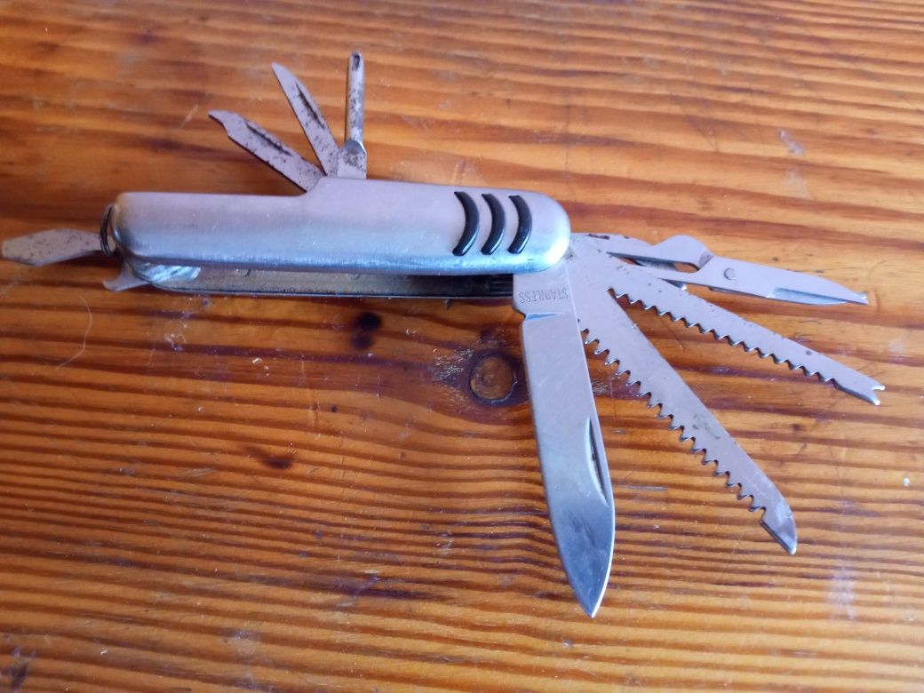 Ножик перочинный, 10 предметов.
