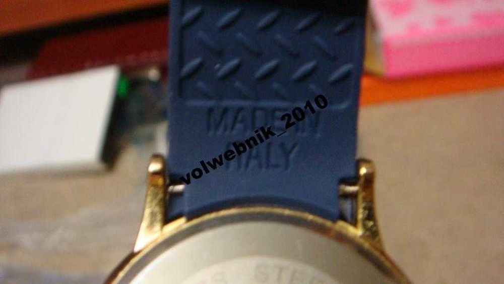 Часы кварцевые супер качество