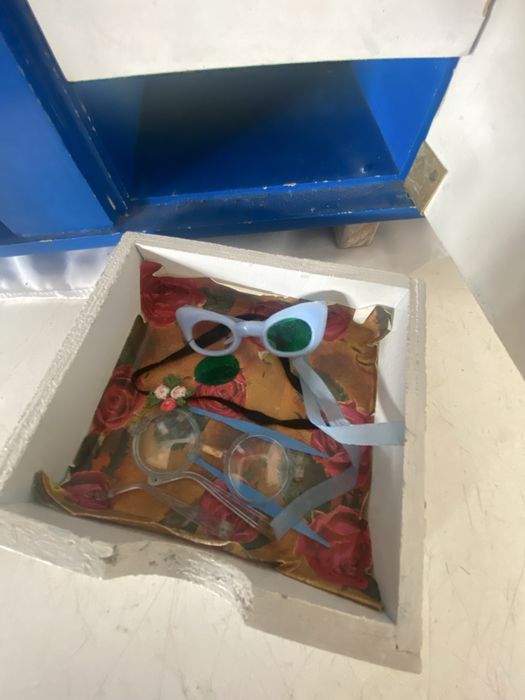 Guarda fatos da boneca Nancy