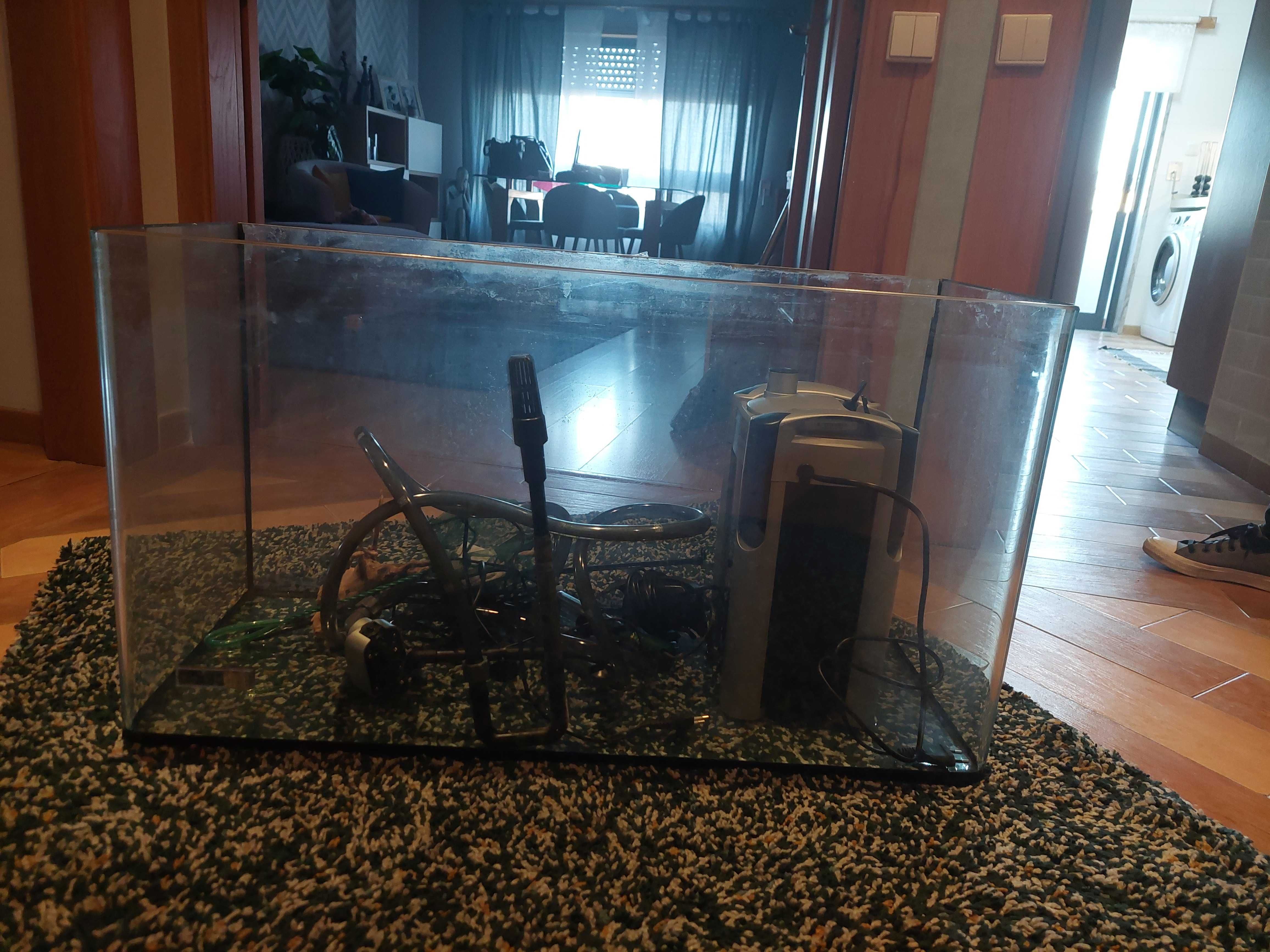 AQUARIO 180 litros