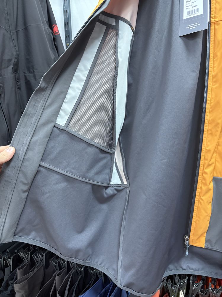 Трекінгова кофта/куртка софтшел/Softshell Haglofs L.I.M Hybrid Touring