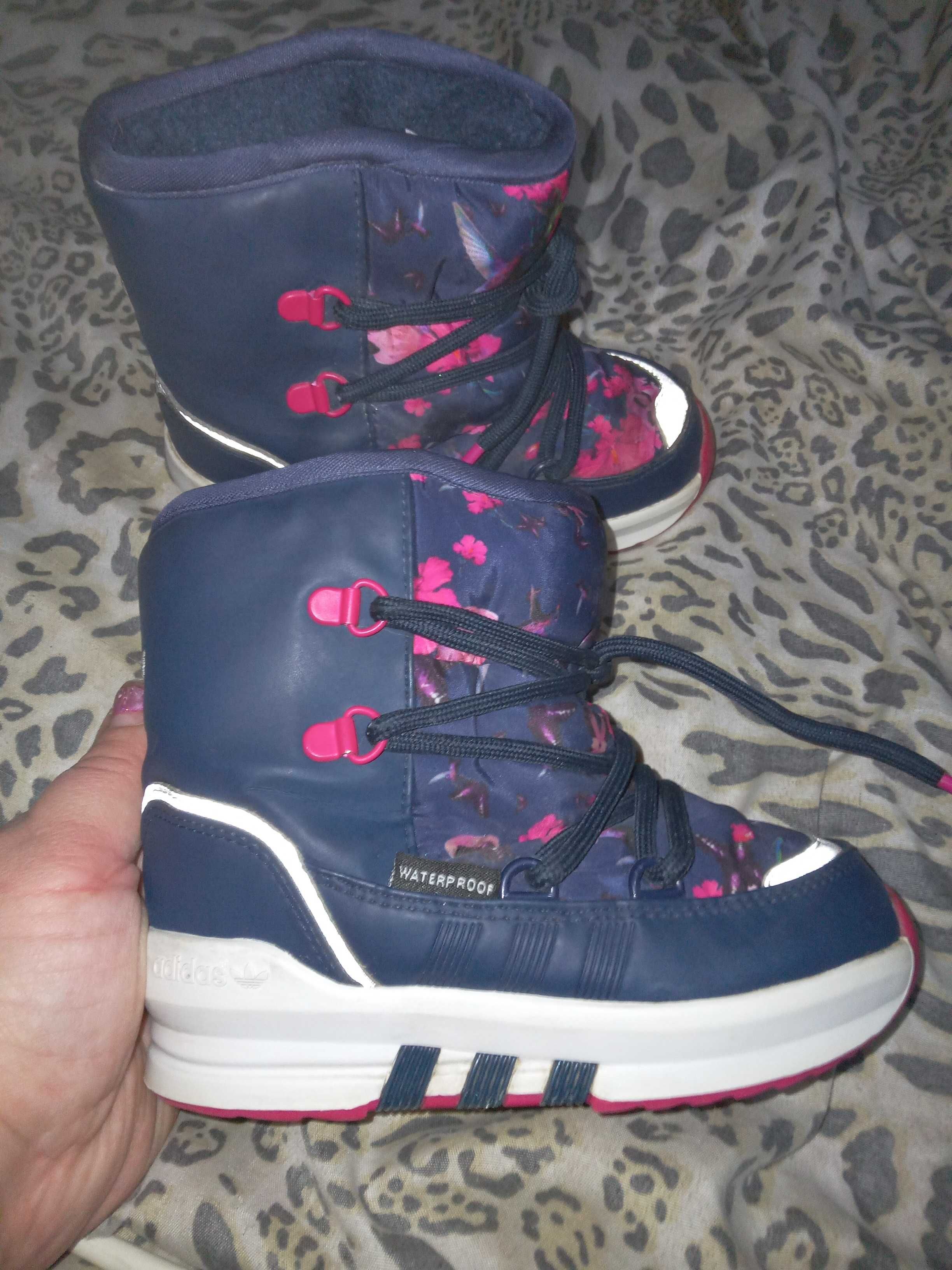 Детские зимние сапожки 26р Adidas
