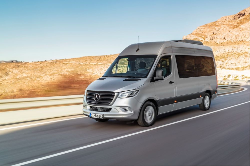 Фірма, компанія з ліцензією на міжнародні перевезення бусом 8+1. ШЛЯХ