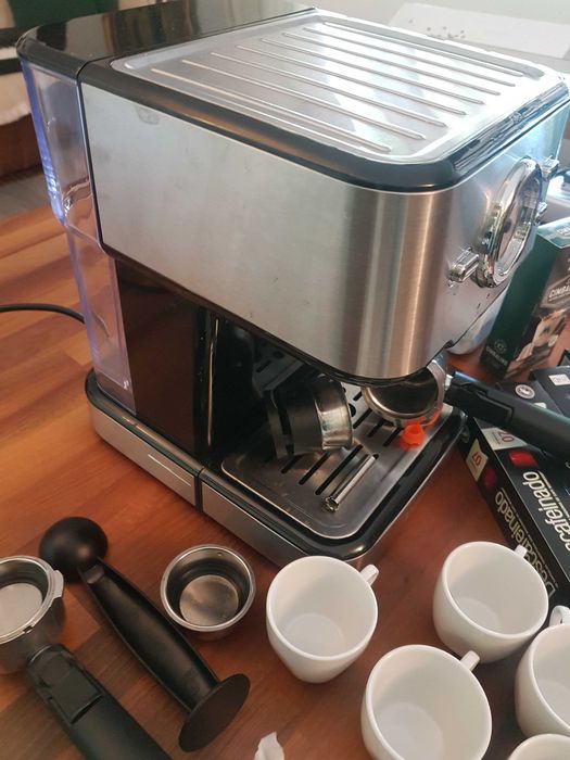 Maquina de cafe espresso etc.