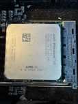 Procesor AMD X6 1045T 2.7GHz, 6 MB (HDT45TWFGRBOX)