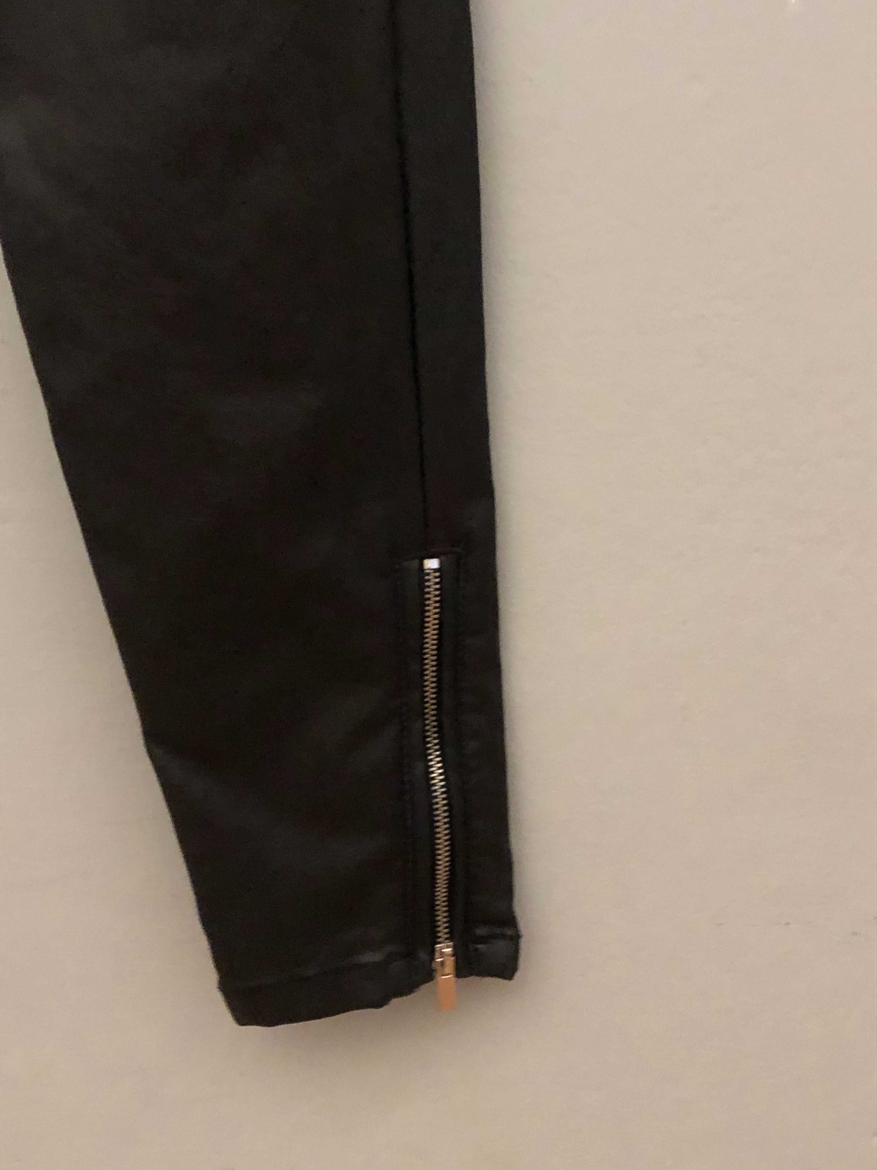 NOWE BERSHKA spodnie skóra skajka biker woskowane 40 L rock