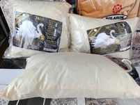 Подушки штучний лебединий пух 40*60 та 50*50. Фірма: Зевс.