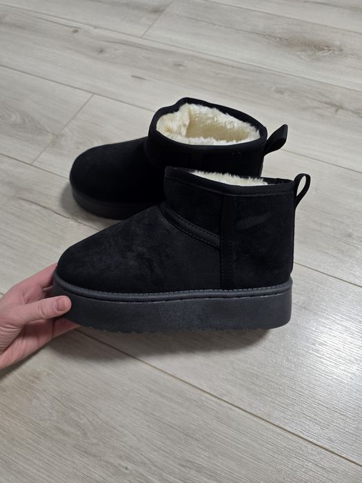 Продаю жіночі угги !!