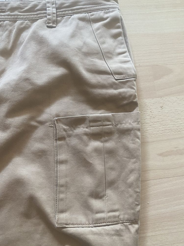 Spodnie typu cargo 3/4 Tommy Hilfiger L/XL