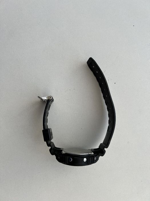 Часи Casio DW-5700BBM-1ER