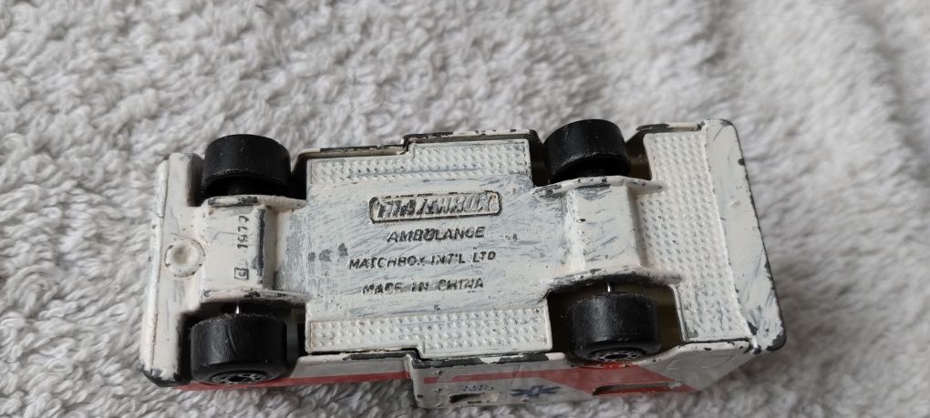 Matchbox ambulans z 1987 r