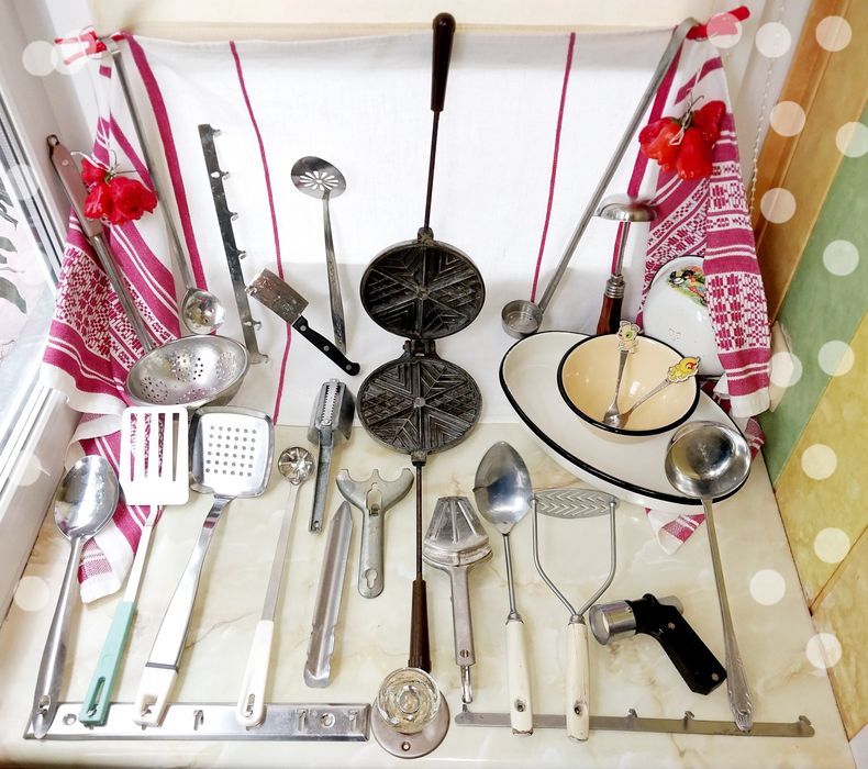 Добротная кухонная утварь времён ссср в кондитерской и кулинарии