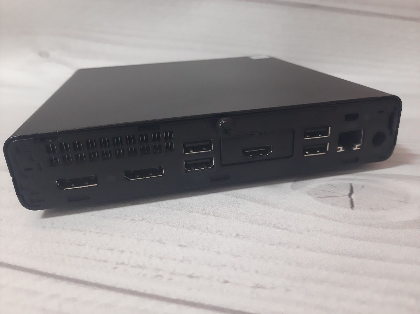 ПК (неттоп) HP prodesk 400 g5, i3 9100T, 8gb DDR 4 2666 mhz, 256gb m.2