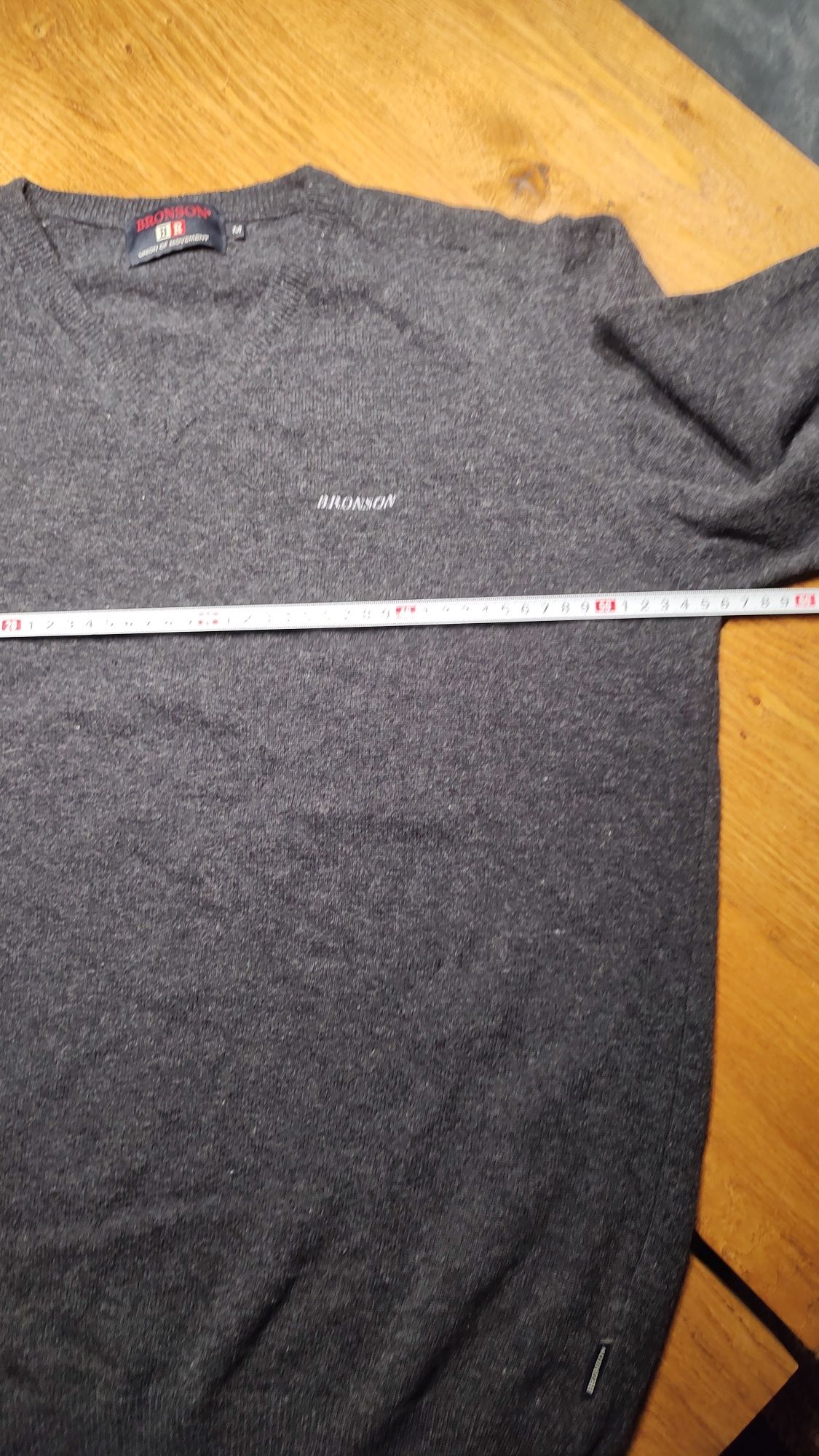 Sweter marki Bronson, 100%welna owcza