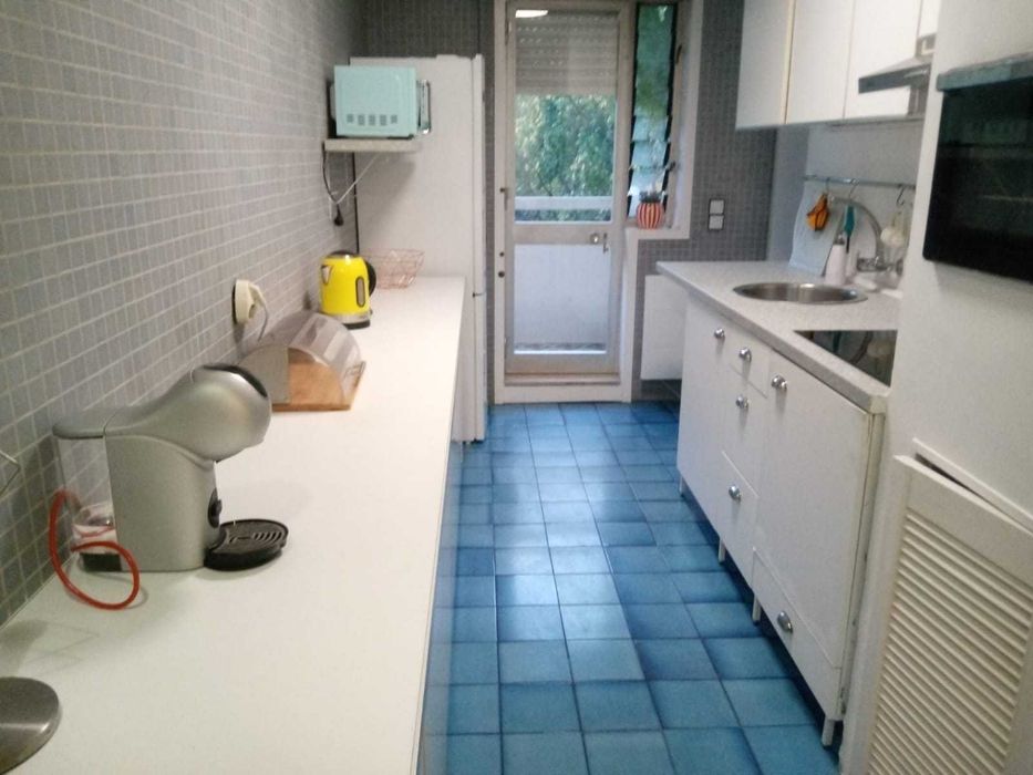 3 Quartos para  estudantes em apartamento T3