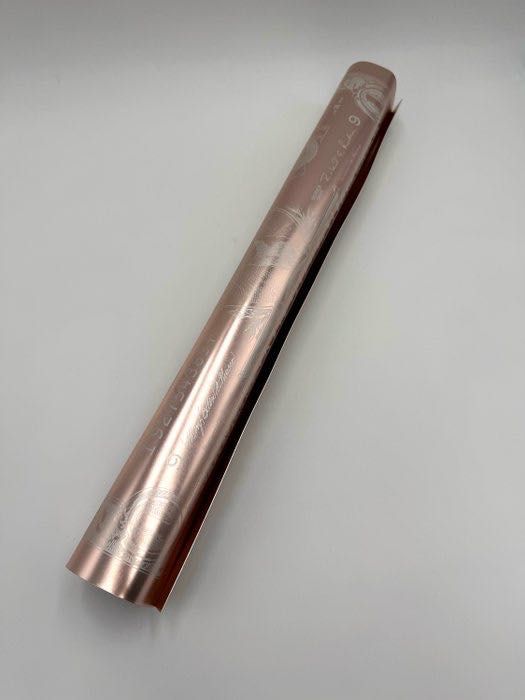 Escultura - Karl Lagasse (1981) - One Dollar Rolls Silver Pink