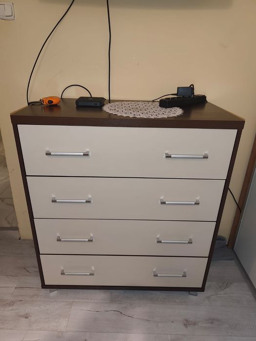Komoda w dobrym stanie