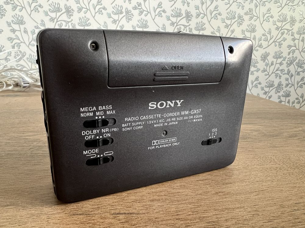 Касетний пишучий плеєр SONY wm gx 57