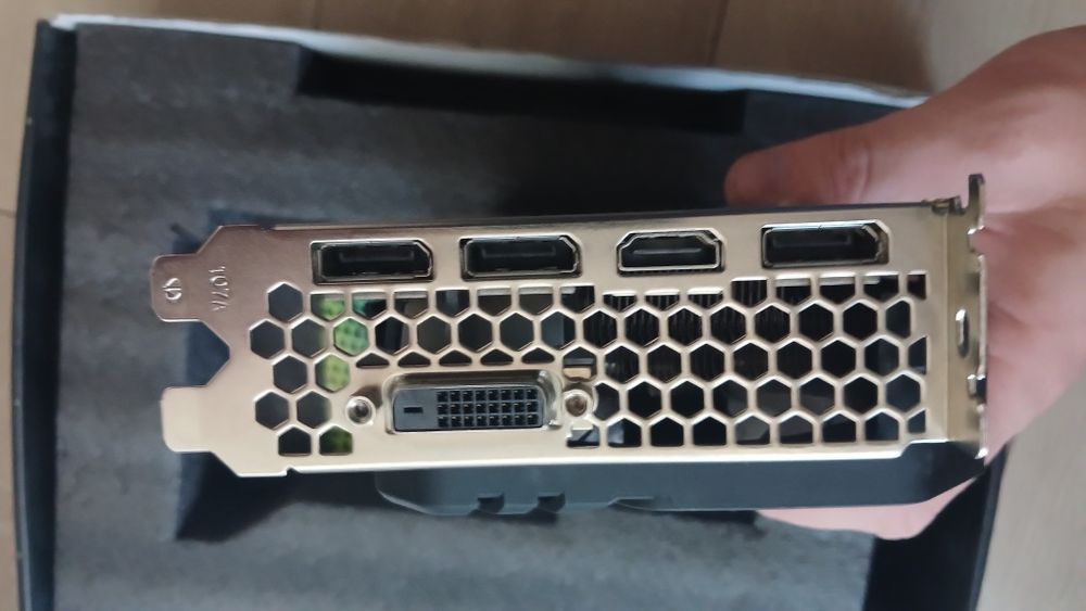 Palit GTX 1060 6 ГБ