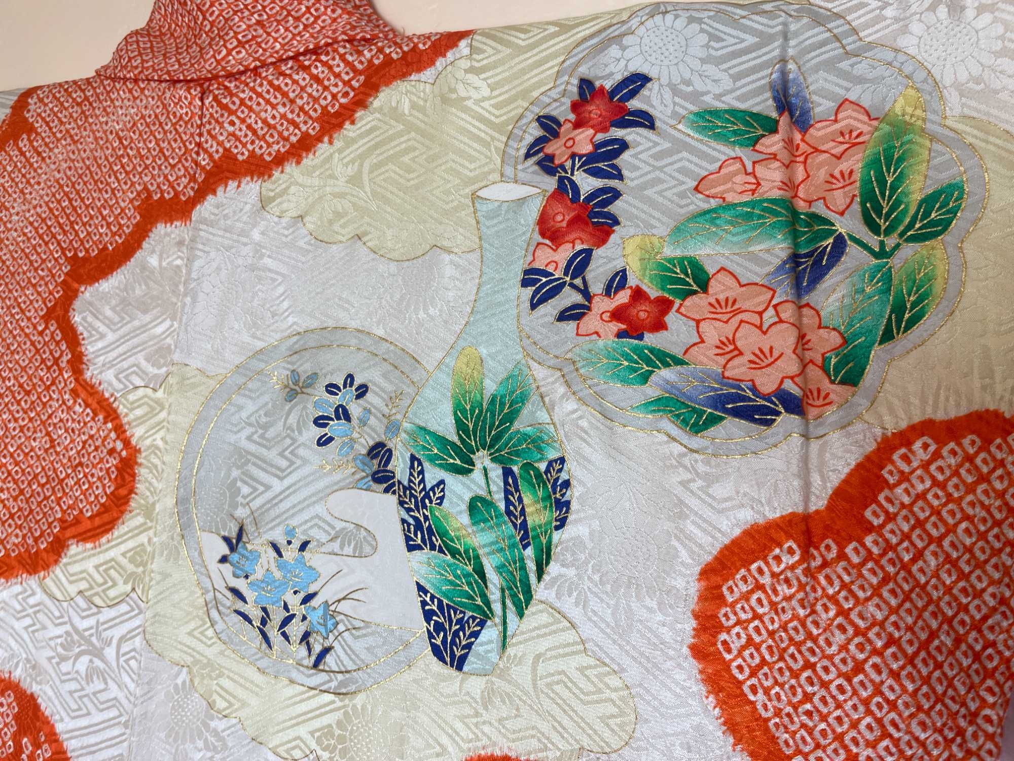 Japońskie kimono furisode