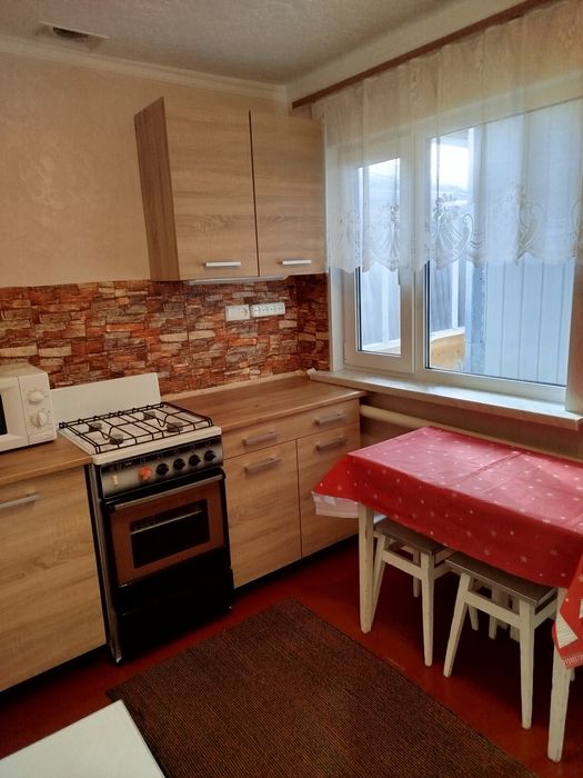 Сдам пол дома Немышля