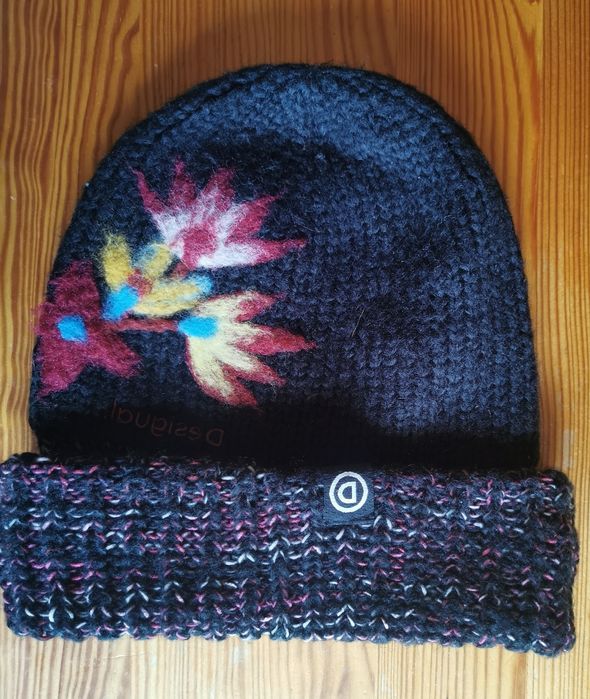 Czapka zimowa Desigual damska