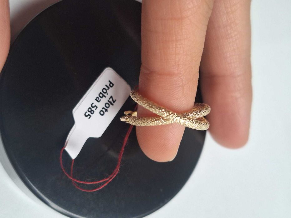 Złote diamentowane kolczyki koła , włoskie p. 585,14K