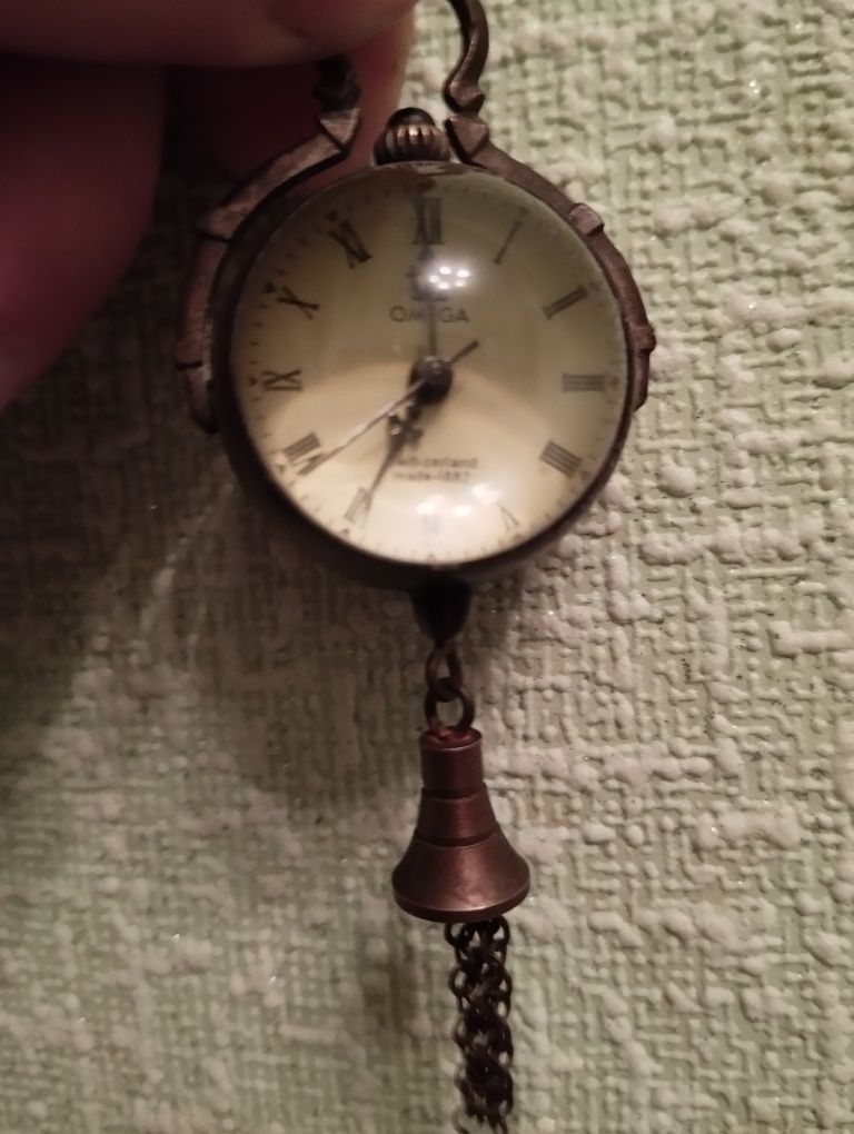 Omega сфера винтажные часы.