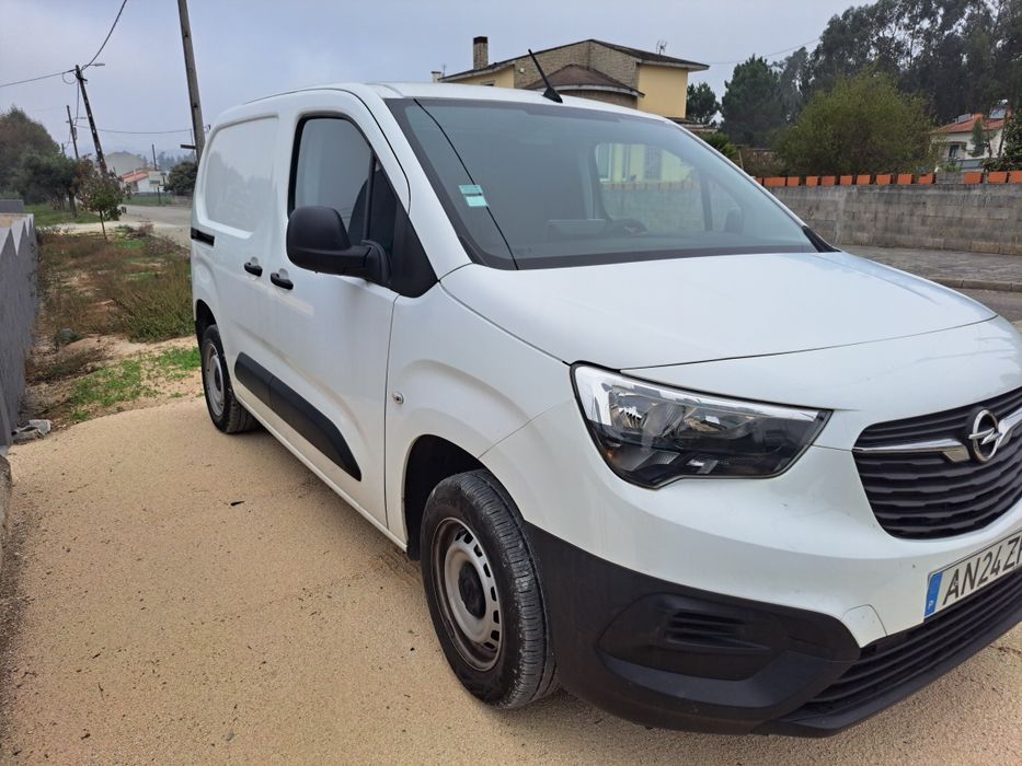 Carrinha Opel combo