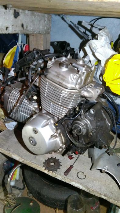 Silnik kompletny 2006 r Honda Varadero 125