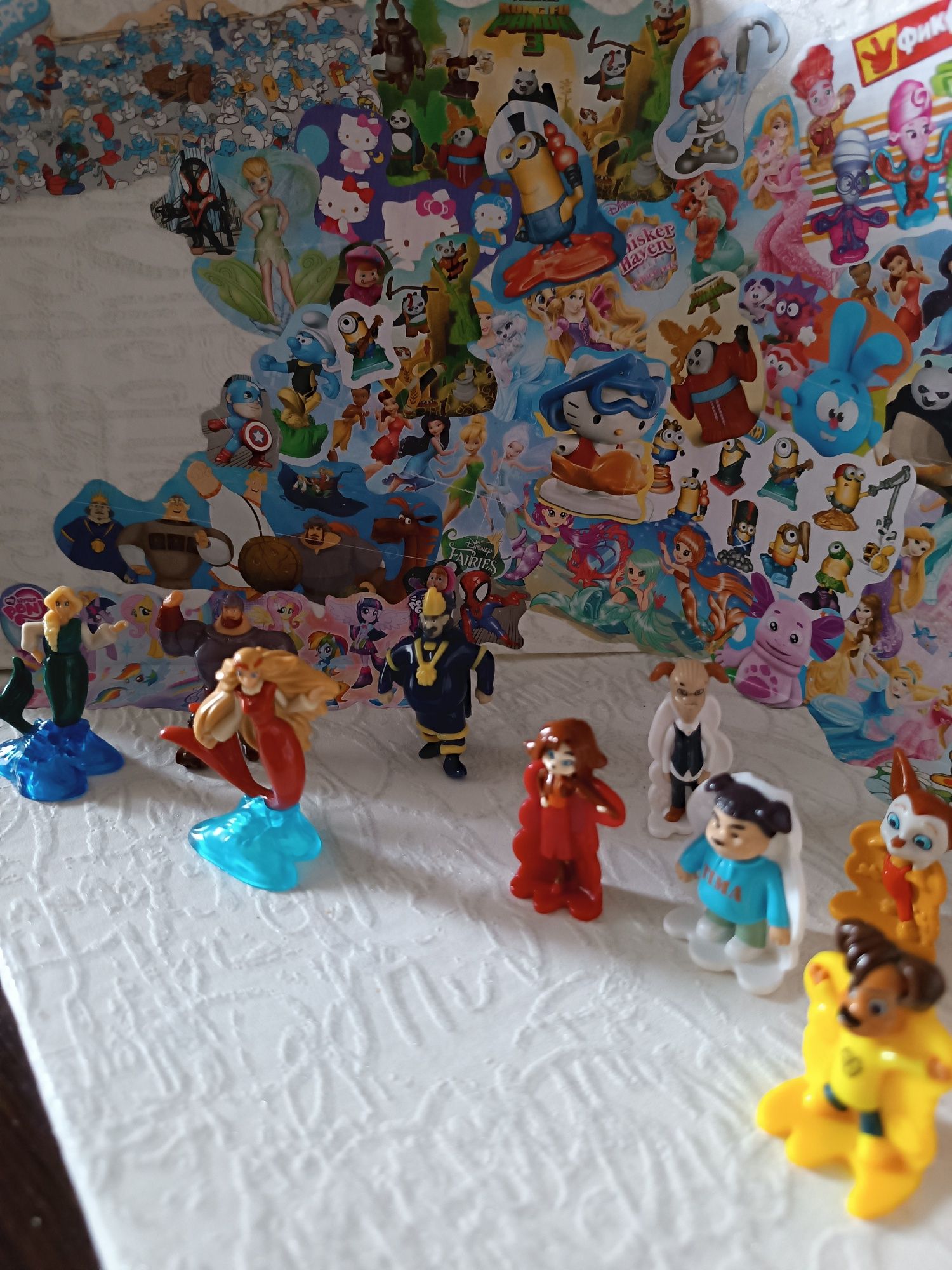 Игрушки Kinder- Богатыри, Фиксики, Барбоскины.