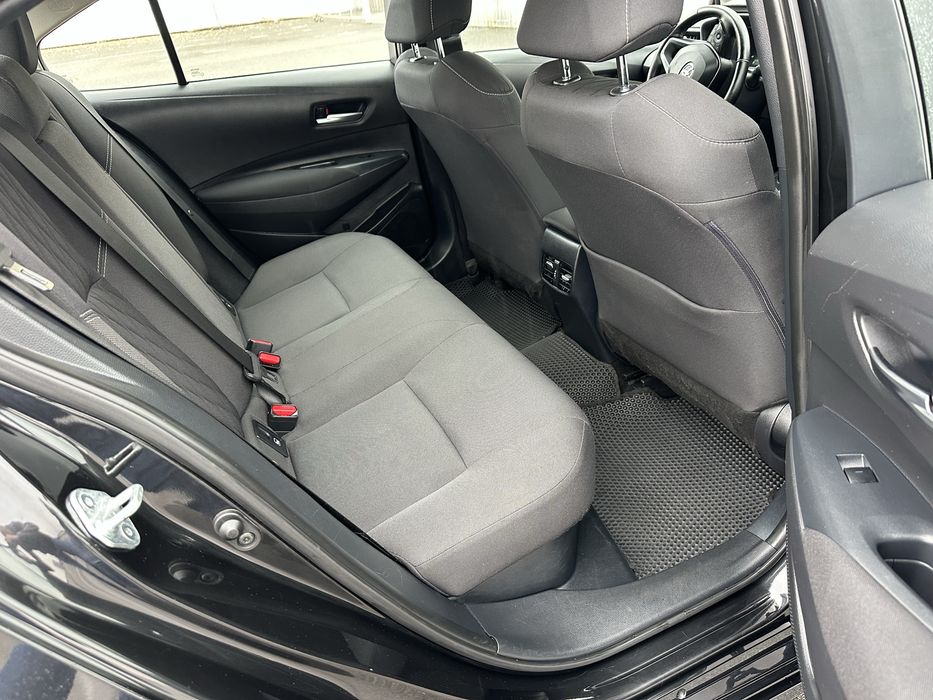 Продам Toyota Corolla HHYBRID
